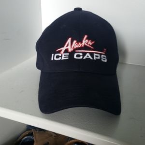 L/XL baseball cap.